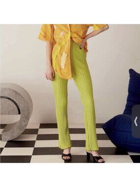 SIMON MILLER Women’s Ribbed Flare Pants Lime Green Lettuce Hem Size Medium